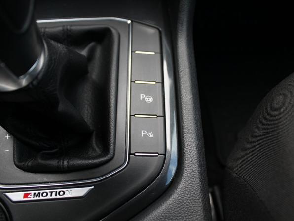 Volkswagen Tiguan II с пробегом 2019 года, цена 2 759 000 рублей, 66358 км, внедорожник, Автокод Объявления