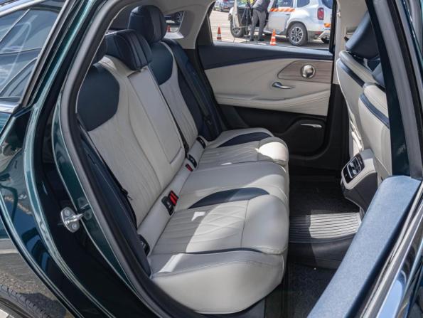 Chery Arrizo 8 с пробегом 2023 года, цена 2 340 000 рублей, 25131 км, седан, Автокод Объявления
