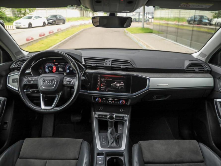 Audi Q3 II (F3) Санкт-Петербург  - изображение 12