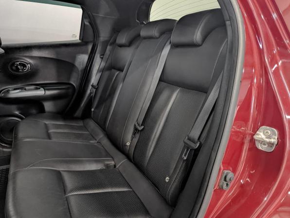 Nissan Juke I Рестайлинг с пробегом 2017 года, цена 1 300 000 рублей, 121006 км, внедорожник, Автокод Объявления