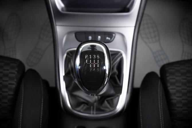 Opel Astra K с пробегом 2017 года, цена 1 199 000 рублей, 147709 км, универсал, Автокод Объявления