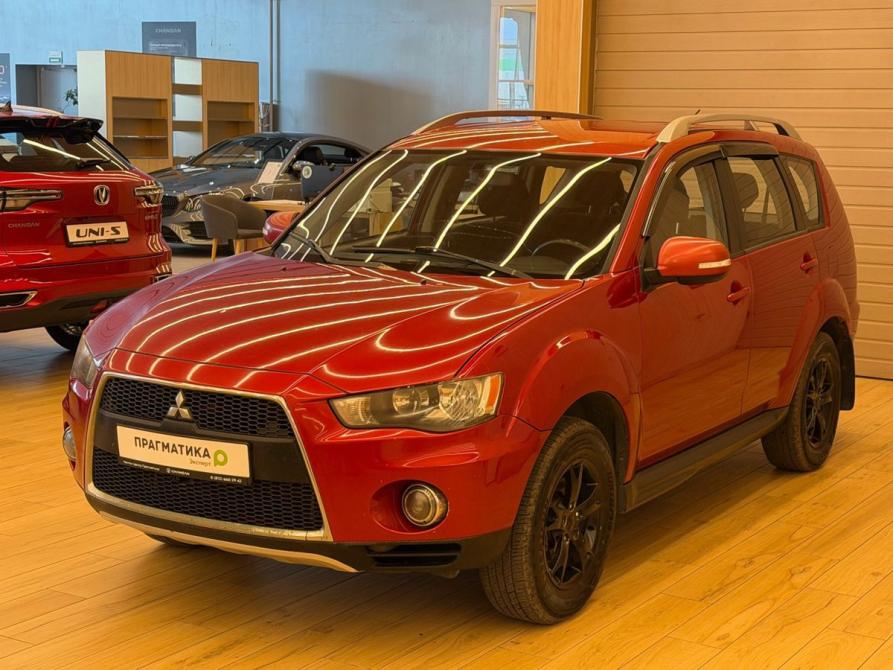 Mitsubishi Outlander II Рестайлинг Санкт-Петербург  - изображение 1