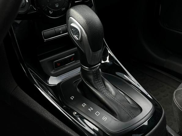 Ford Fiesta Mk6 Рестайлинг с пробегом 2016 года, цена 855 600 рублей, 118864 км, хэтчбек, Автокод Объявления
