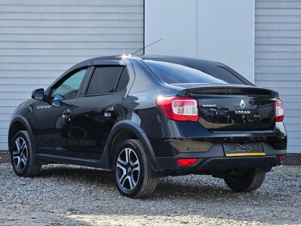 Renault Logan II Рестайлинг с пробегом 2019 года, цена 1 250 000 рублей, 46000 км, седан, Автокод Объявления