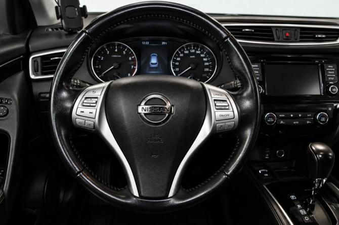 Nissan Qashqai II с пробегом 2016 года, цена 1 679 000 рублей, 119000 км, внедорожник, Автокод Объявления