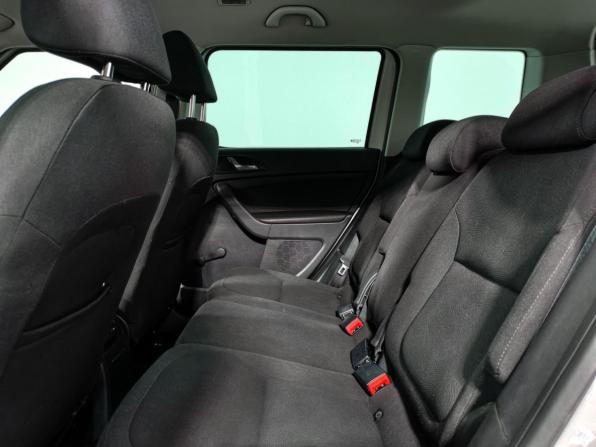 Skoda Yeti I Рестайлинг с пробегом 2014 года, цена 1 037 960 рублей, 173000 км, внедорожник, Автокод Объявления