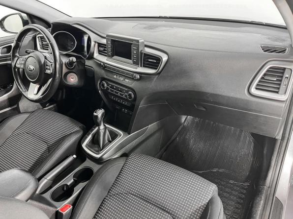 Kia Ceed III с пробегом 2019 года, цена 1 570 000 рублей, 125651 км, универсал, Автокод Объявления