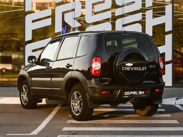 Chevrolet Niva I Рестайлинг с пробегом 2016 года, цена 819 000 рублей, 91280 км, внедорожник, Автокод Объявления