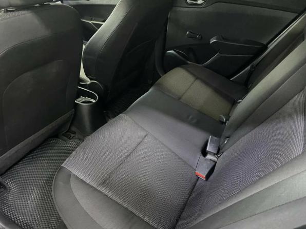 Hyundai Solaris II с пробегом 2018 года, цена 1 250 000 рублей, 184997 км, седан, Автокод Объявления