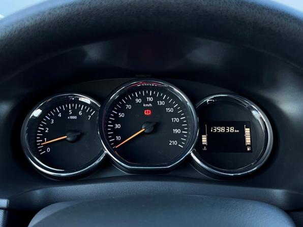Renault Logan II Рестайлинг с пробегом 2019 года, цена 947 800 рублей, 139838 км, седан, Автокод Объявления