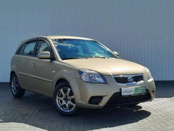 Kia Rio II Рестайлинг с пробегом 2010 года, цена 599 000 рублей, 208000 км, хэтчбек, Автокод Объявления