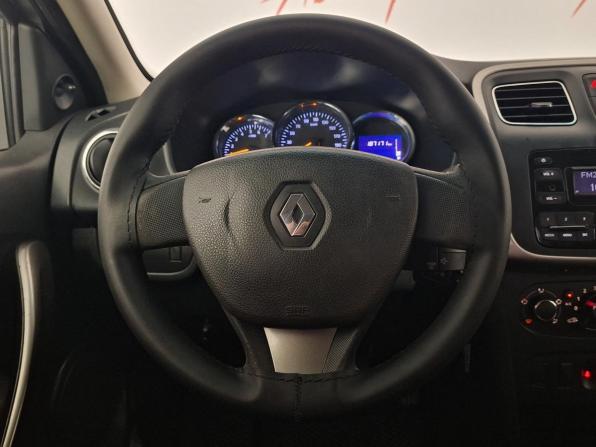 Renault Logan II с пробегом 2017 года, цена 670 000 рублей, 187171 км, седан, Автокод Объявления