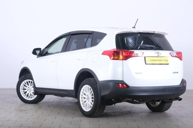 Toyota RAV4 IV (XA40) с пробегом 2014 года, цена 1 999 000 рублей, 202000 км, внедорожник, Автокод Объявления