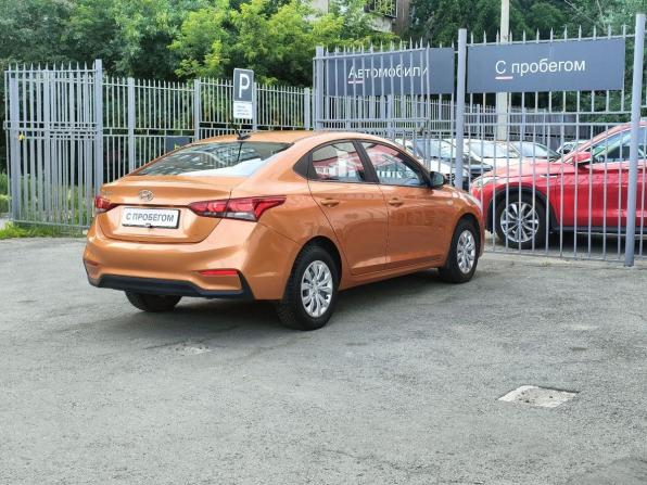 Hyundai Solaris II с пробегом 2017 года, цена 1 190 000 рублей, 97300 км, седан, Автокод Объявления