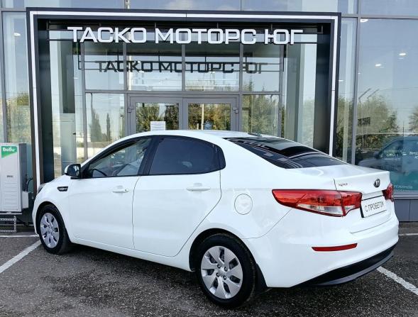 Kia Rio III Рестайлинг с пробегом 2017 года, цена 1 098 500 рублей, 141028 км, седан, Автокод Объявления
