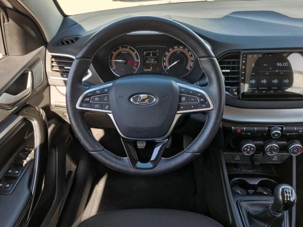 Lada (ВАЗ) Vesta I Рестайлинг (NG) с пробегом 2024 года, цена 1 319 000 рублей, 51974 км, седан, Автокод Объявления