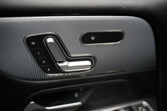 Mercedes-Benz GLB I (X247) с пробегом 2020 года, цена 3 601 000 рублей, 102633 км, внедорожник, Автокод Объявления