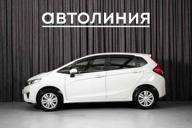 Honda Fit III с пробегом 2015 года, цена 899 000 рублей, 157000 км, хэтчбек, Автокод Объявления