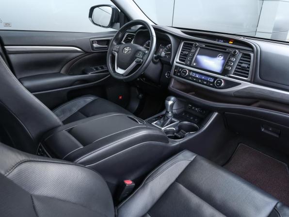 Toyota Highlander III (XU50) Рестайлинг с пробегом 2019 года, цена 3 698 000 рублей, 181200 км, внедорожник, Автокод Объявления