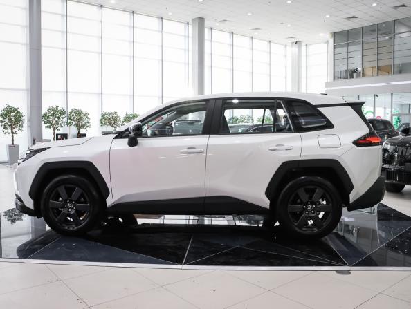 Toyota RAV4 V (XA50) с пробегом 2025 года, цена 4 250 000 рублей, 2109 км, внедорожник, Автокод Объявления