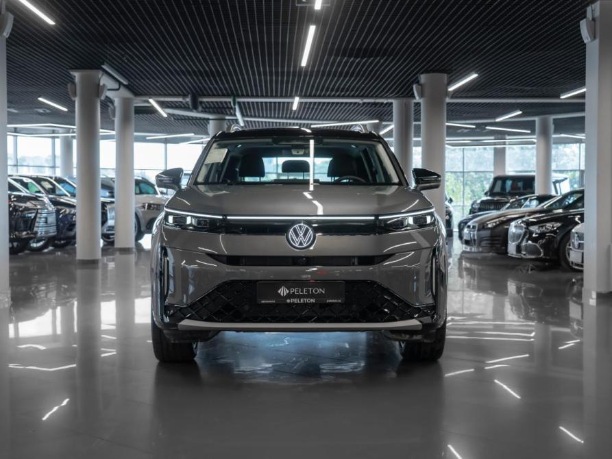 Volkswagen Tavendor I Рестайлинг Москва  - изображение 3