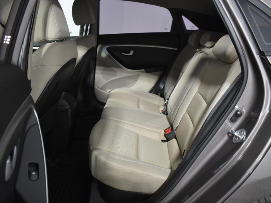 Hyundai i30 II Санкт-Петербург  - изображение 12