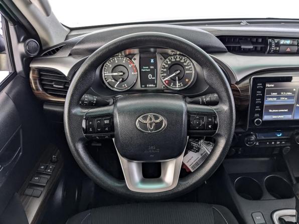 Toyota Hilux VIII Рестайлинг с пробегом 2022 года, цена 5 200 000 рублей, 51895 км, offers.body_type.unknown, Автокод Объявления
