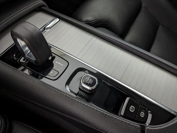 Volvo XC90 II Рестайлинг 1 с пробегом 2021 года, цена 4 700 000 рублей, 118501 км, внедорожник, Автокод Объявления
