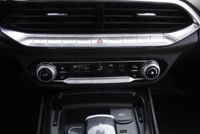 FAW Bestune T77 I с пробегом 2023 года, цена 1 695 000 рублей, 44135 км, внедорожник, Автокод Объявления