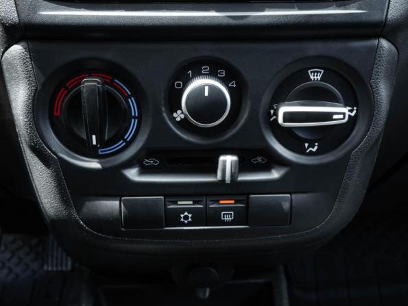 Lada (ВАЗ) Granta I Рестайлинг с пробегом 2024 года, цена 1 165 000 рублей, 28502 км, лифтбек, Автокод Объявления