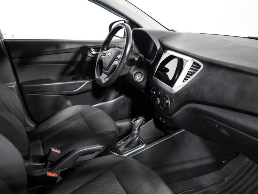 Hyundai Solaris II Санкт-Петербург  - изображение 14