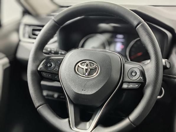 Toyota RAV4 V (XA50) с пробегом 2021 года, цена 3 449 000 рублей, 115528 км, внедорожник, Автокод Объявления