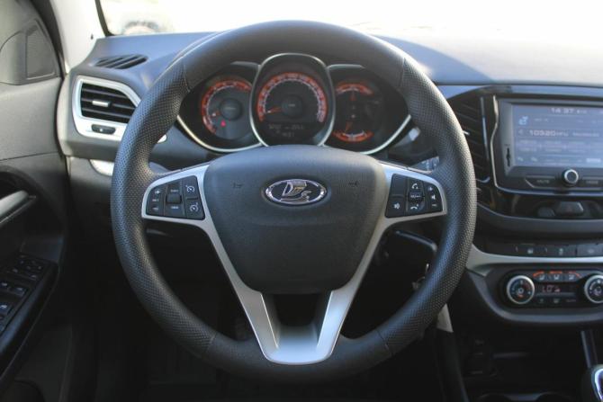 Lada (ВАЗ) Vesta I с пробегом 2019 года, цена 1 155 000 рублей, 53000 км, седан, Автокод Объявления