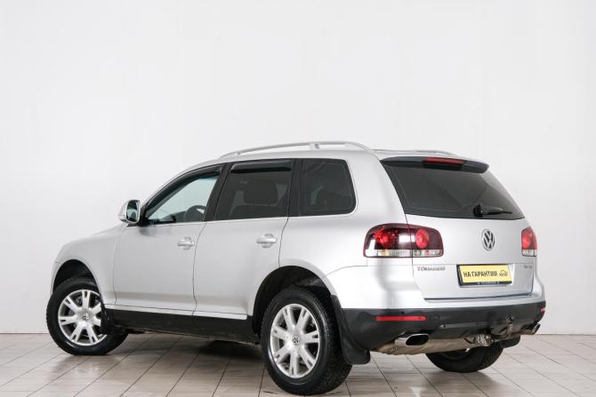 Volkswagen Touareg I Рестайлинг с пробегом 2008 года, цена 1 349 000 рублей, 262000 км, внедорожник, Автокод Объявления