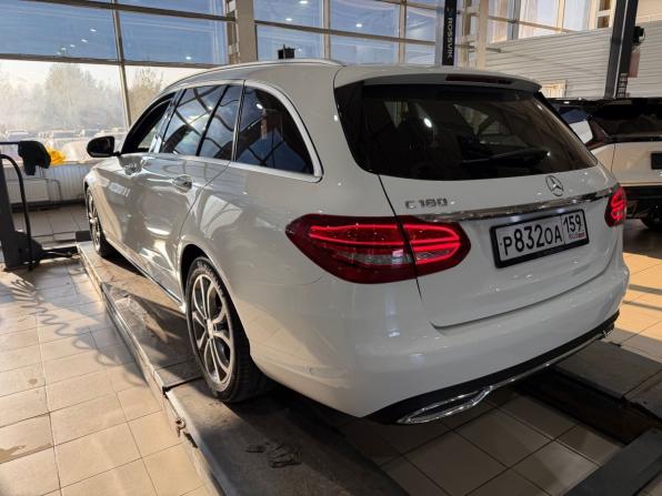 Mercedes-Benz C-Класс IV (W205) с пробегом 2015 года, цена 1 890 000 рублей, 75635 км, универсал, Автокод Объявления