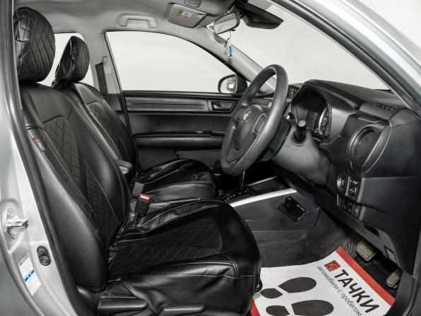 Toyota Corolla XI (E160 E170) Рестайлинг 2 с пробегом 2020 года, цена 1 350 000 рублей, 84120 км, универсал, Автокод Объявления