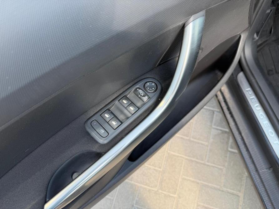 Peugeot 408 I Сыктывкар  - изображение 16