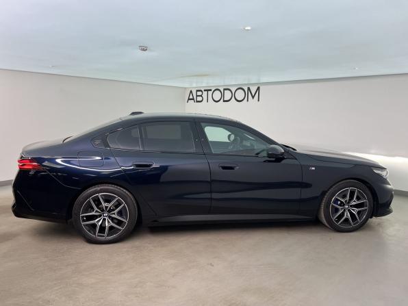 BMW 5 серии VIII (G60/G61/G68) с пробегом 2024 года, цена 6 600 000 рублей, 14300 км, седан, Автокод Объявления