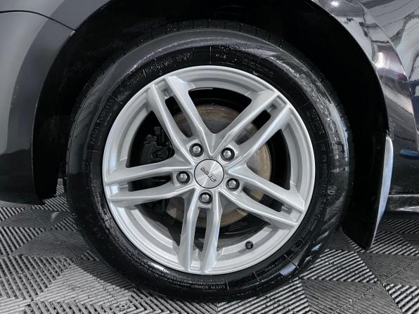 Volkswagen Jetta VI с пробегом 2012 года, цена 799 000 рублей, 292803 км, седан, Автокод Объявления