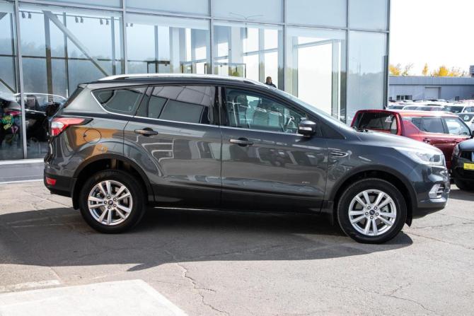 Ford Kuga II Рестайлинг с пробегом 2019 года, цена 1 899 000 рублей, 66000 км, внедорожник, Автокод Объявления