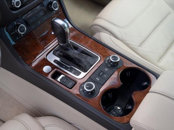 Volkswagen Touareg II с пробегом 2012 года, цена 2 430 000 рублей, 165557 км, внедорожник, Автокод Объявления
