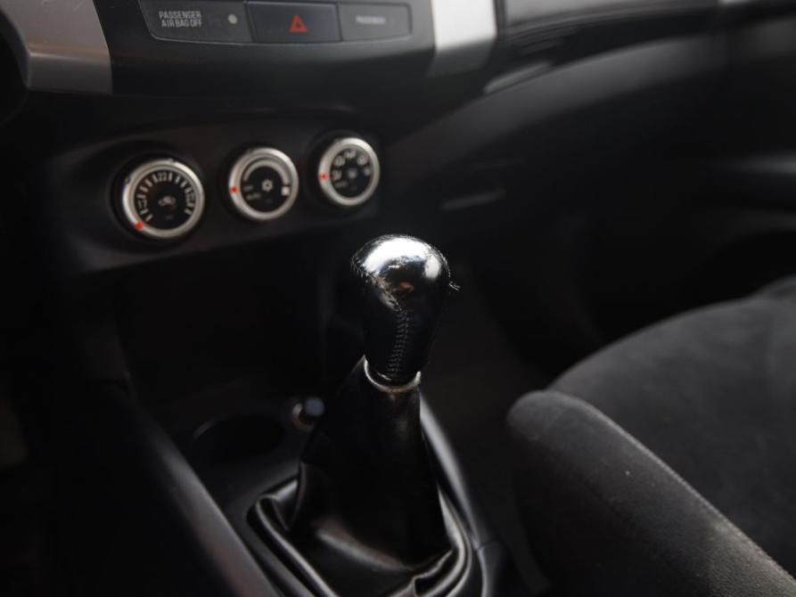 Mitsubishi Outlander II Рестайлинг Челябинск  - изображение 13