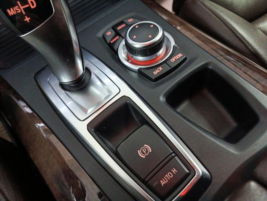 BMW X5 II (E70) Рестайлинг Набережные Челны  - изображение 24