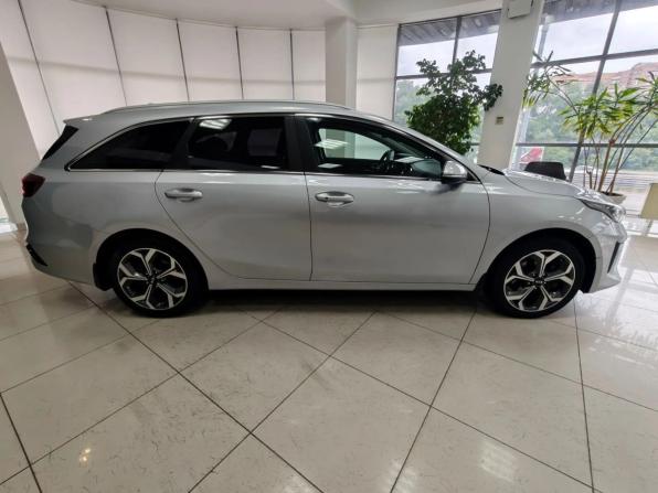 Kia Ceed III с пробегом 2019 года, цена 2 050 000 рублей, 45890 км, универсал, Автокод Объявления