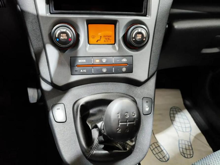 Kia Carens II (UN) Уфа  - изображение 12