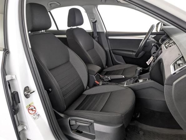 Skoda Octavia III (A7) Рестайлинг с пробегом 2020 года, цена 1 790 000 рублей, 122569 км, лифтбек, Автокод Объявления