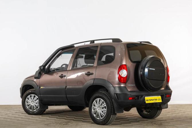 Chevrolet Niva I Рестайлинг с пробегом 2017 года, цена 789 000 рублей, 91000 км, внедорожник, Автокод Объявления