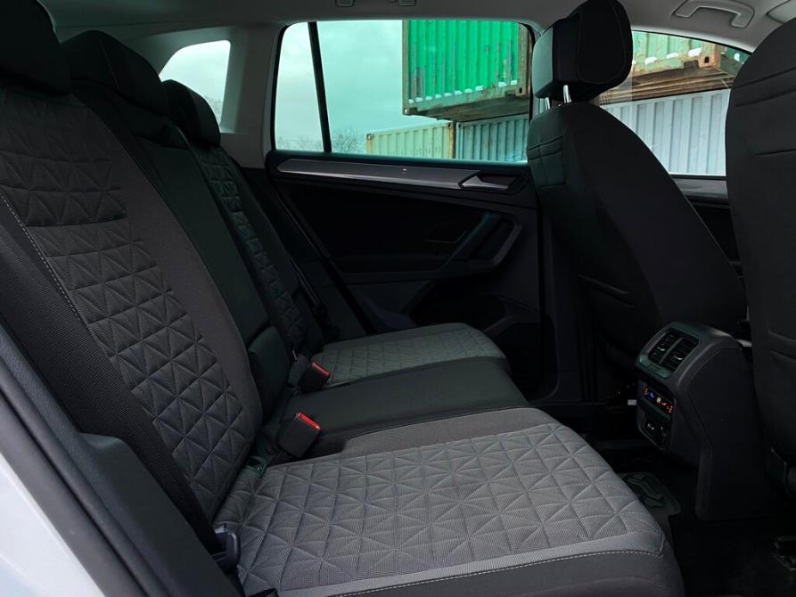 Volkswagen Tiguan II Рестайлинг Санкт-Петербург  - изображение 9