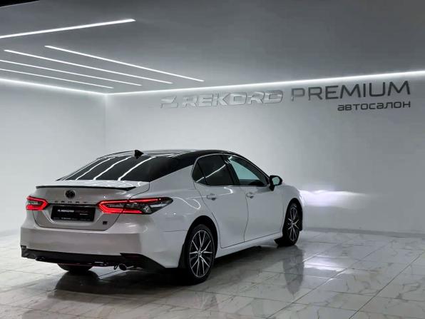Toyota Camry VIII (XV70) Рестайлинг с пробегом 2021 года, цена 2 699 000 рублей, 150000 км, седан, Автокод Объявления