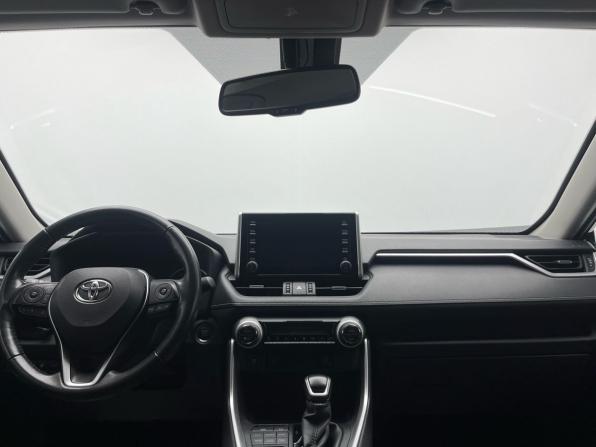 Toyota RAV4 V (XA50) с пробегом 2021 года, цена 3 599 000 рублей, 78280 км, внедорожник, Автокод Объявления